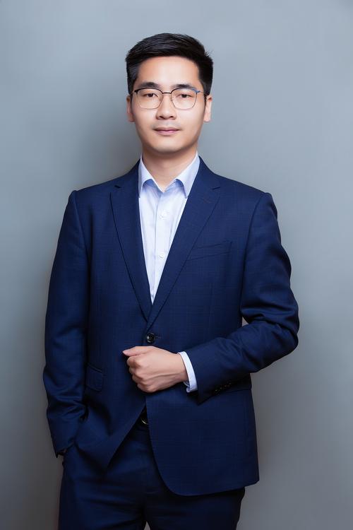 吴埂珐 创意策略总监